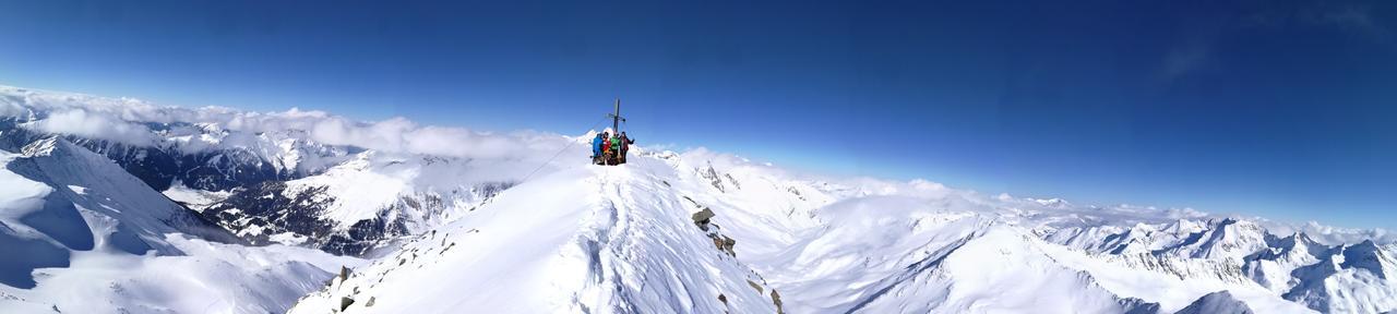 Alpengasthof Lucknerhaus Kals am Grossglockner Exterior foto