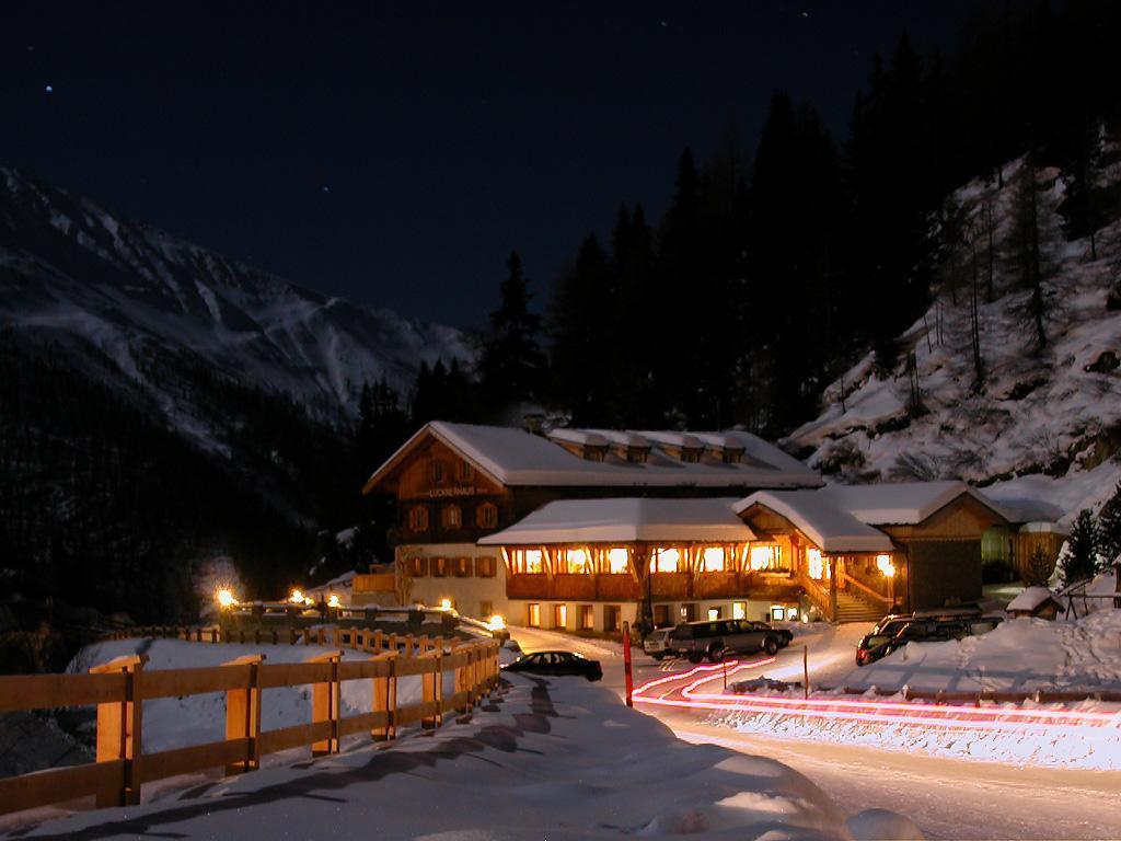 Alpengasthof Lucknerhaus Kals am Grossglockner Exterior foto